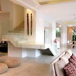 Villa Santai